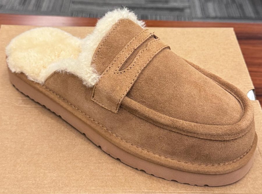 Classic Short Sheepskin Boots